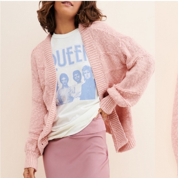 Spell & The Gypsy Pearl on Pearl Pink Cardigan Sweater - Picture 4 of 10